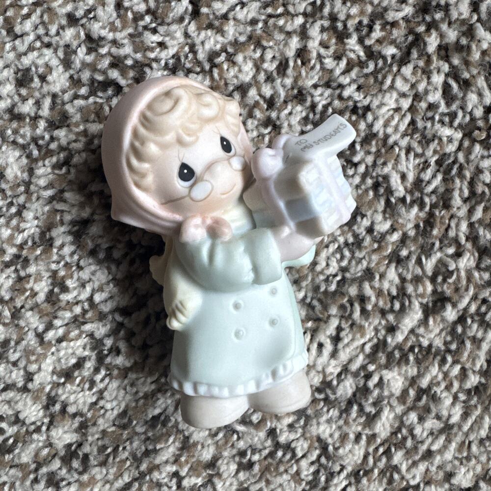 Vintage 1997 Precious Moments To My Students Woman Teacher With Books Figurine
